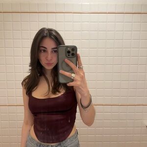 Meet your Posher, Victoria